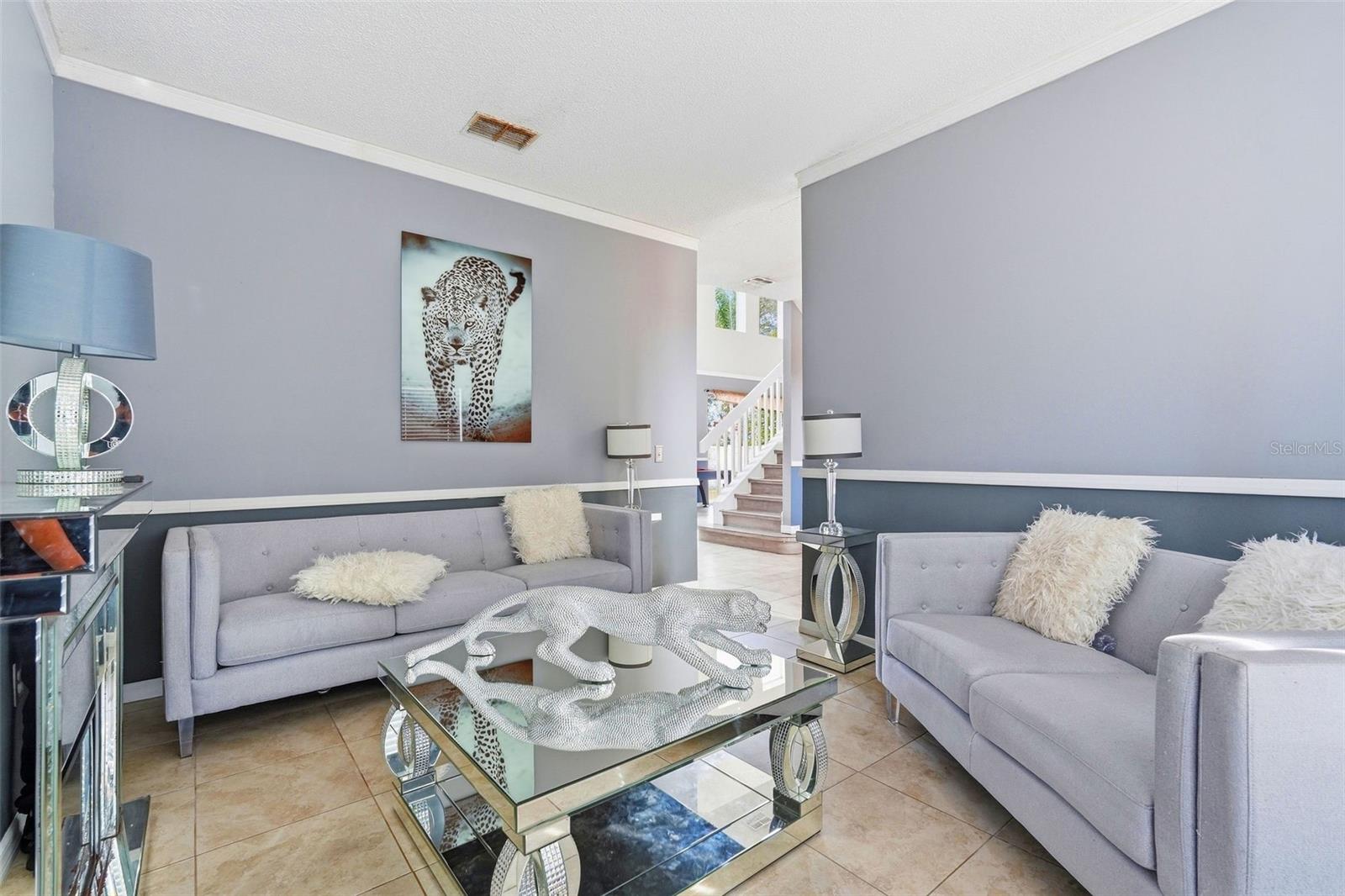 Image 7 of 31 For 346 Churchill Court