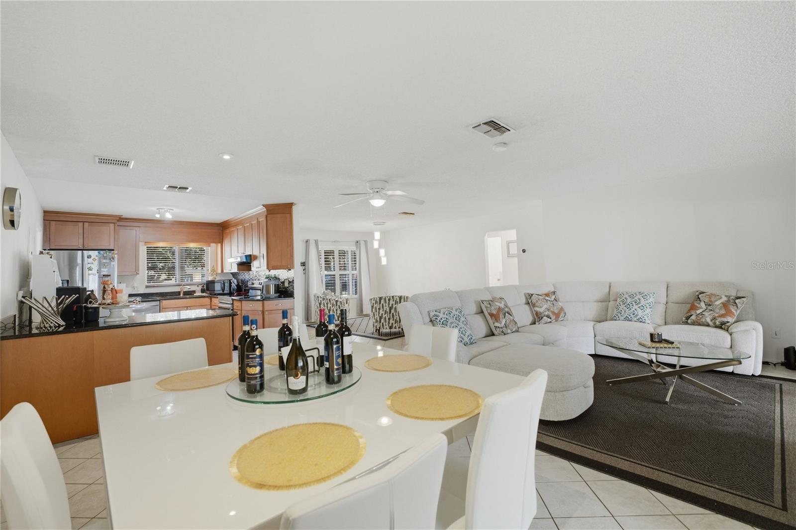 Image 12 of 50 For 10725 William Tell Drive