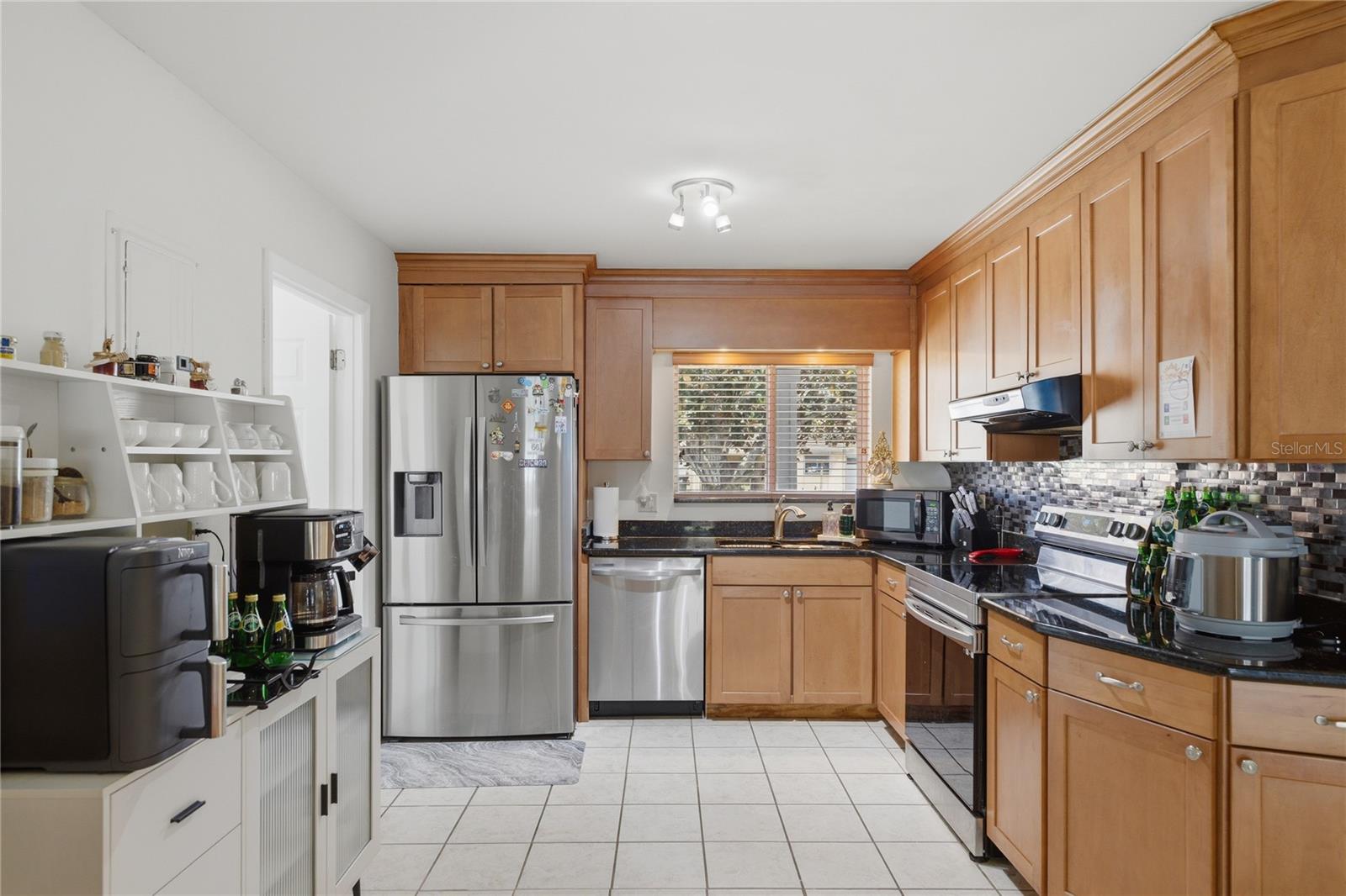 Image 15 of 50 For 10725 William Tell Drive