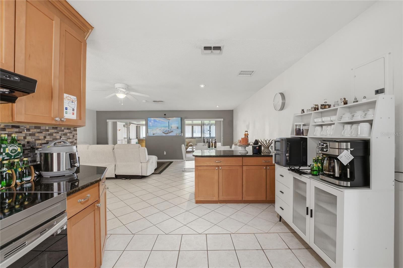 Image 16 of 50 For 10725 William Tell Drive