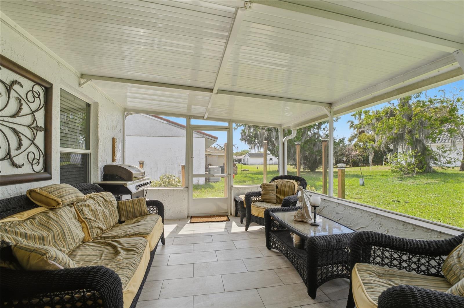 Image 36 of 50 For 10725 William Tell Drive