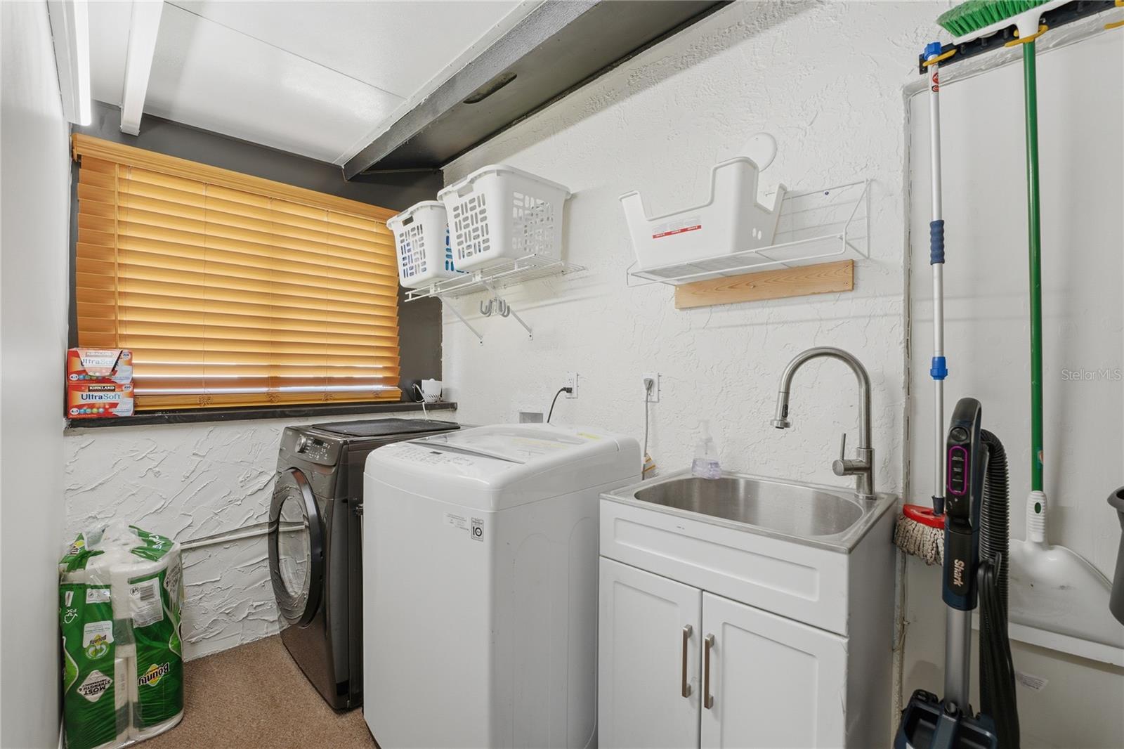 Image 39 of 50 For 10725 William Tell Drive