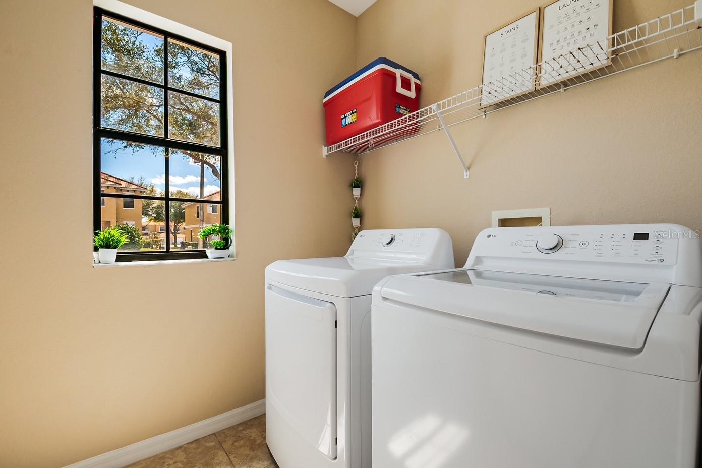 Image 14 of 63 For 1426 Pacific Road