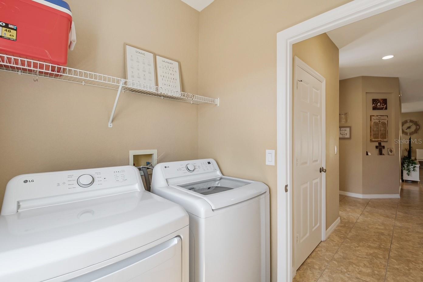 Image 15 of 63 For 1426 Pacific Road