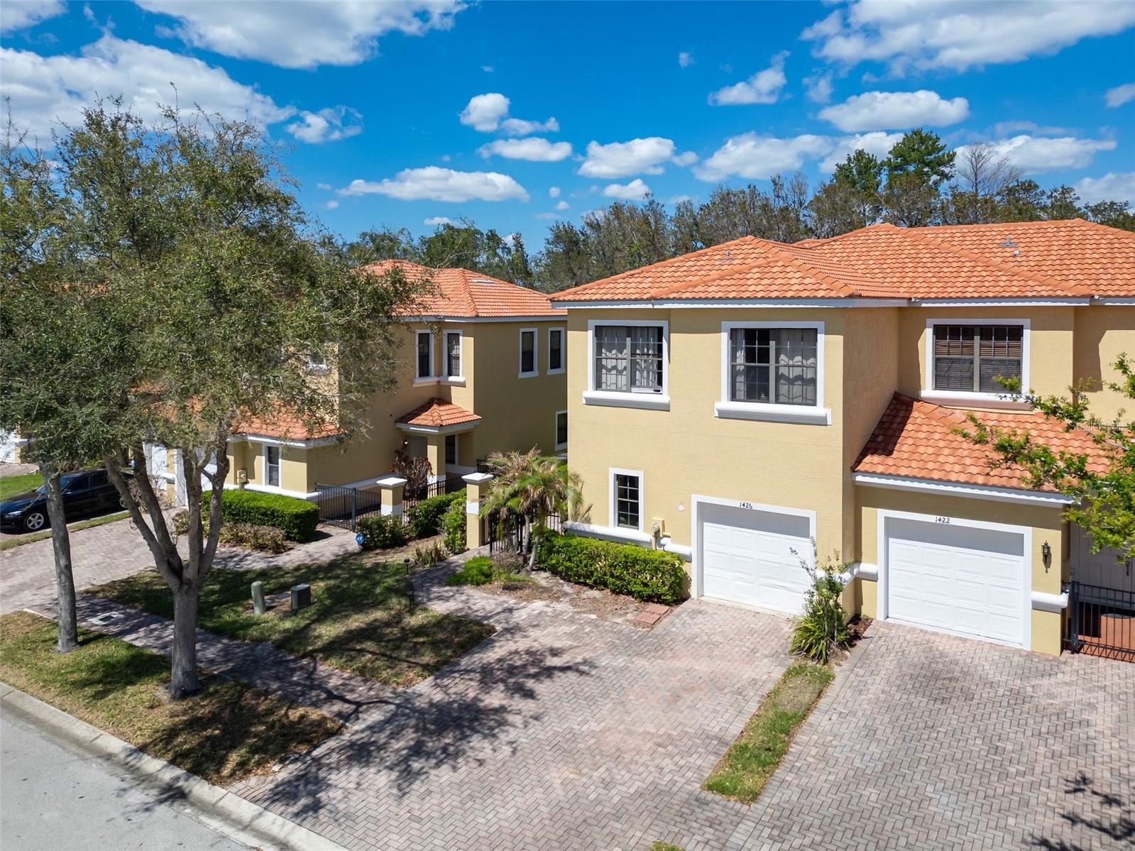 Image 3 of 63 For 1426 Pacific Road