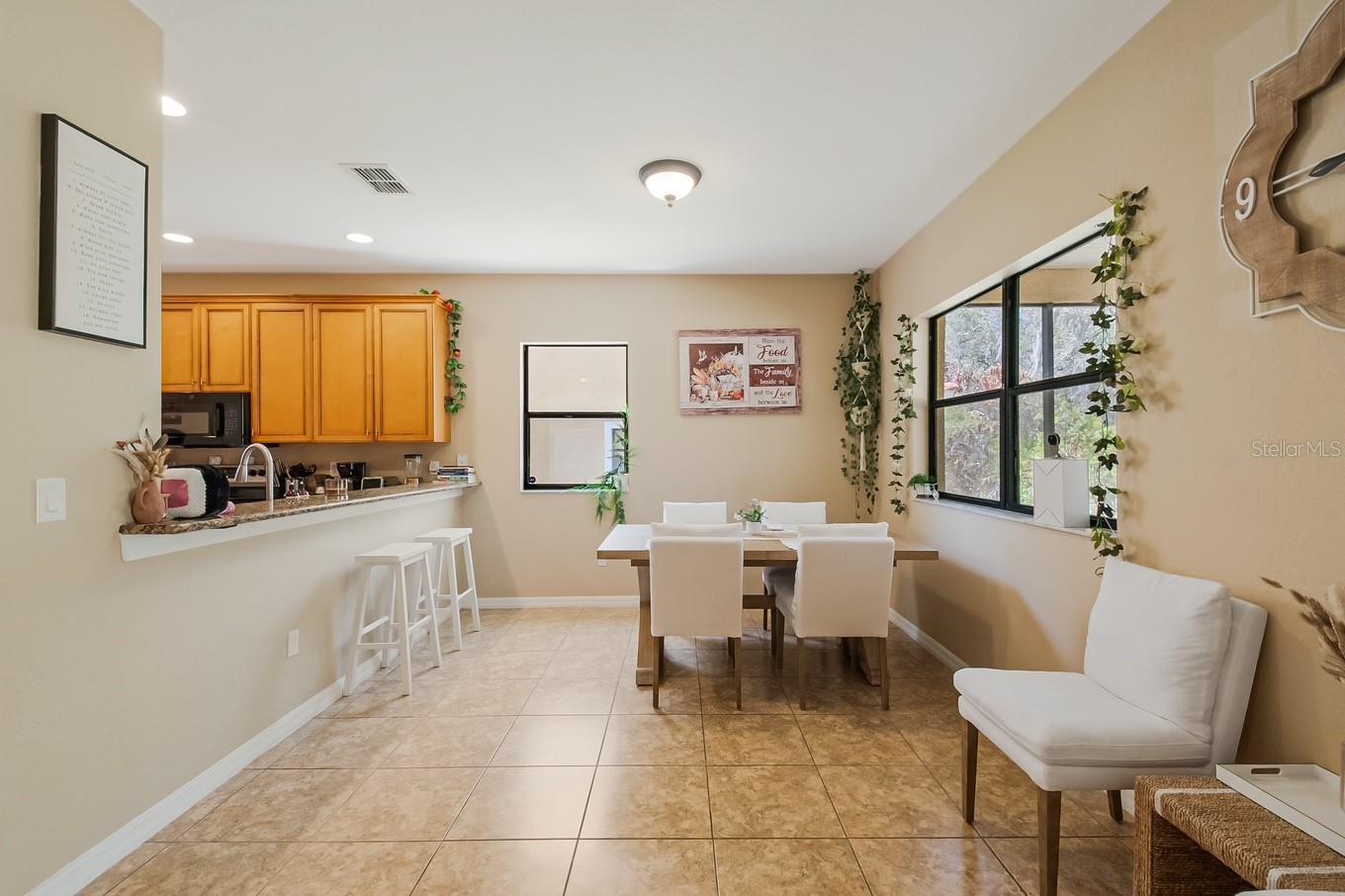 Image 30 of 63 For 1426 Pacific Road