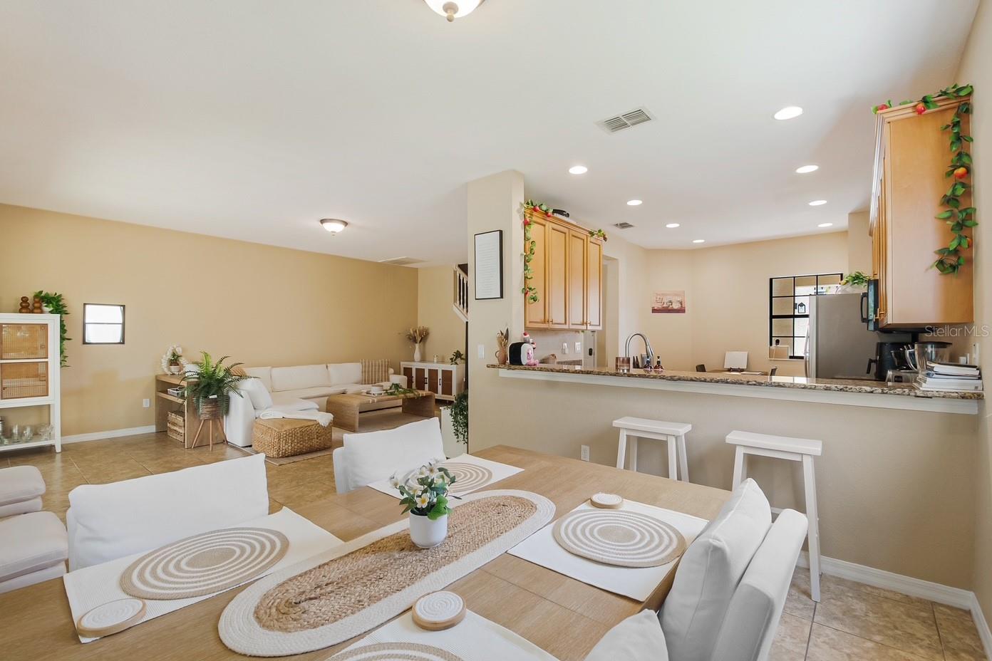 Image 32 of 63 For 1426 Pacific Road