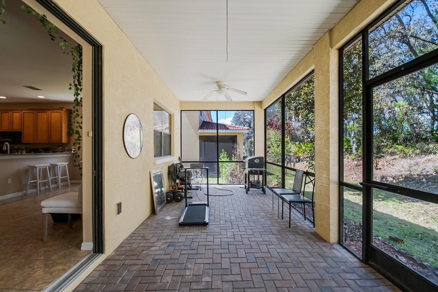 Image 34 of 63 For 1426 Pacific Road