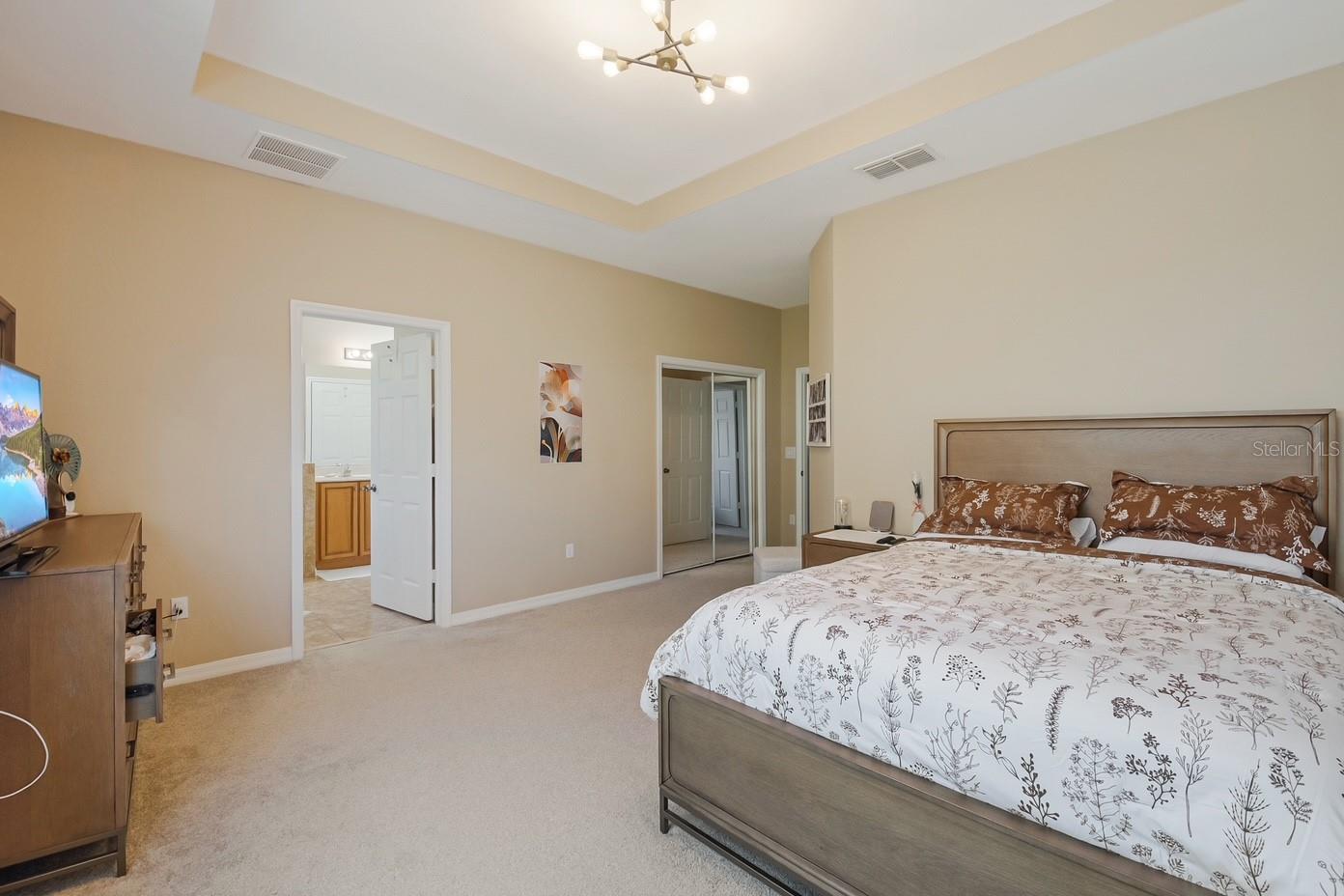 Image 43 of 63 For 1426 Pacific Road