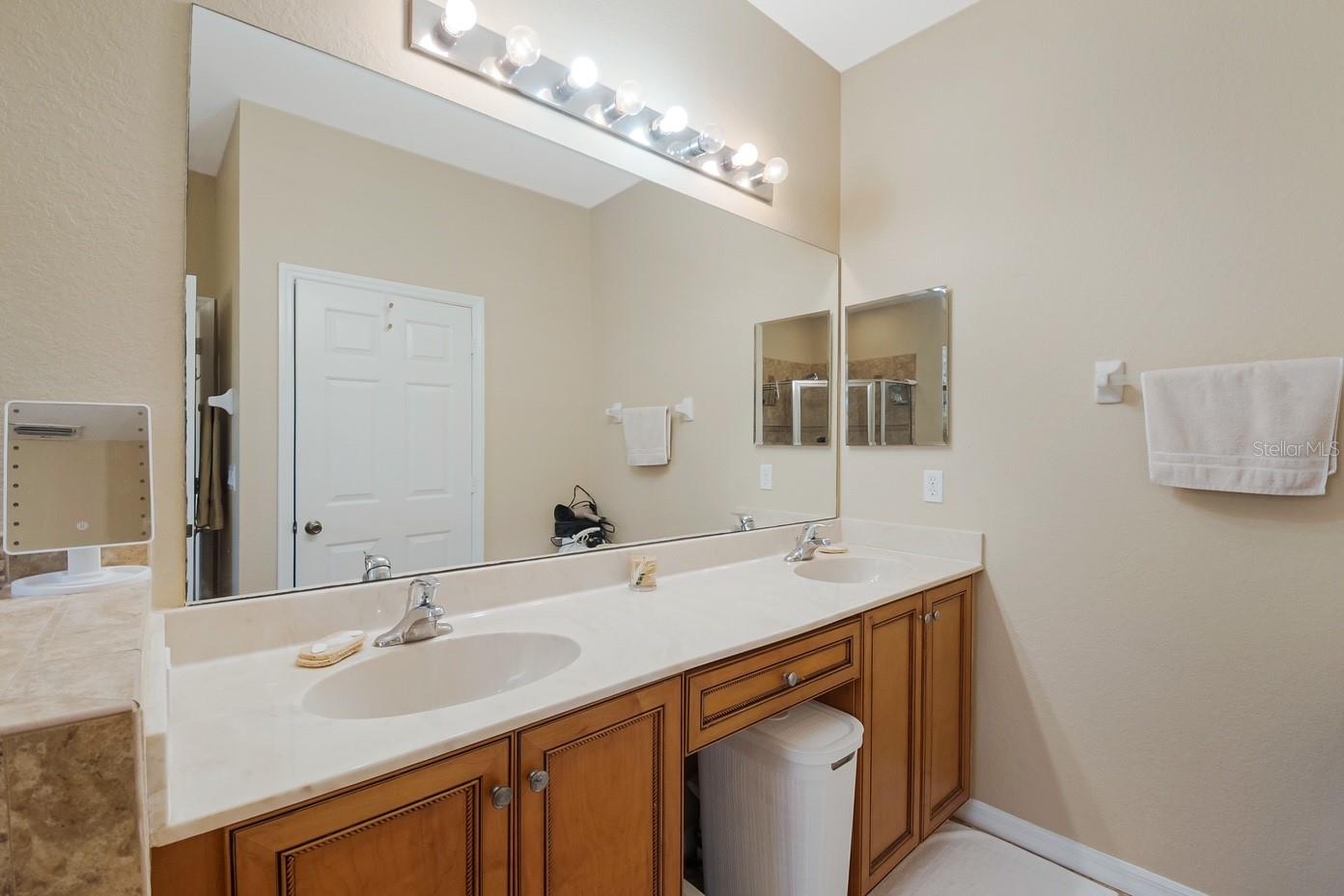 Image 45 of 63 For 1426 Pacific Road