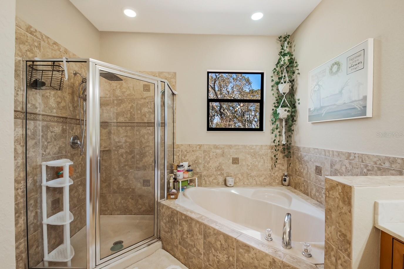 Image 46 of 63 For 1426 Pacific Road