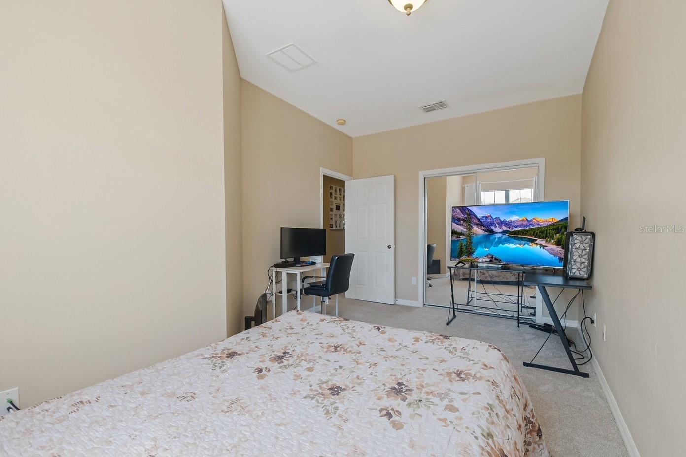 Image 51 of 63 For 1426 Pacific Road