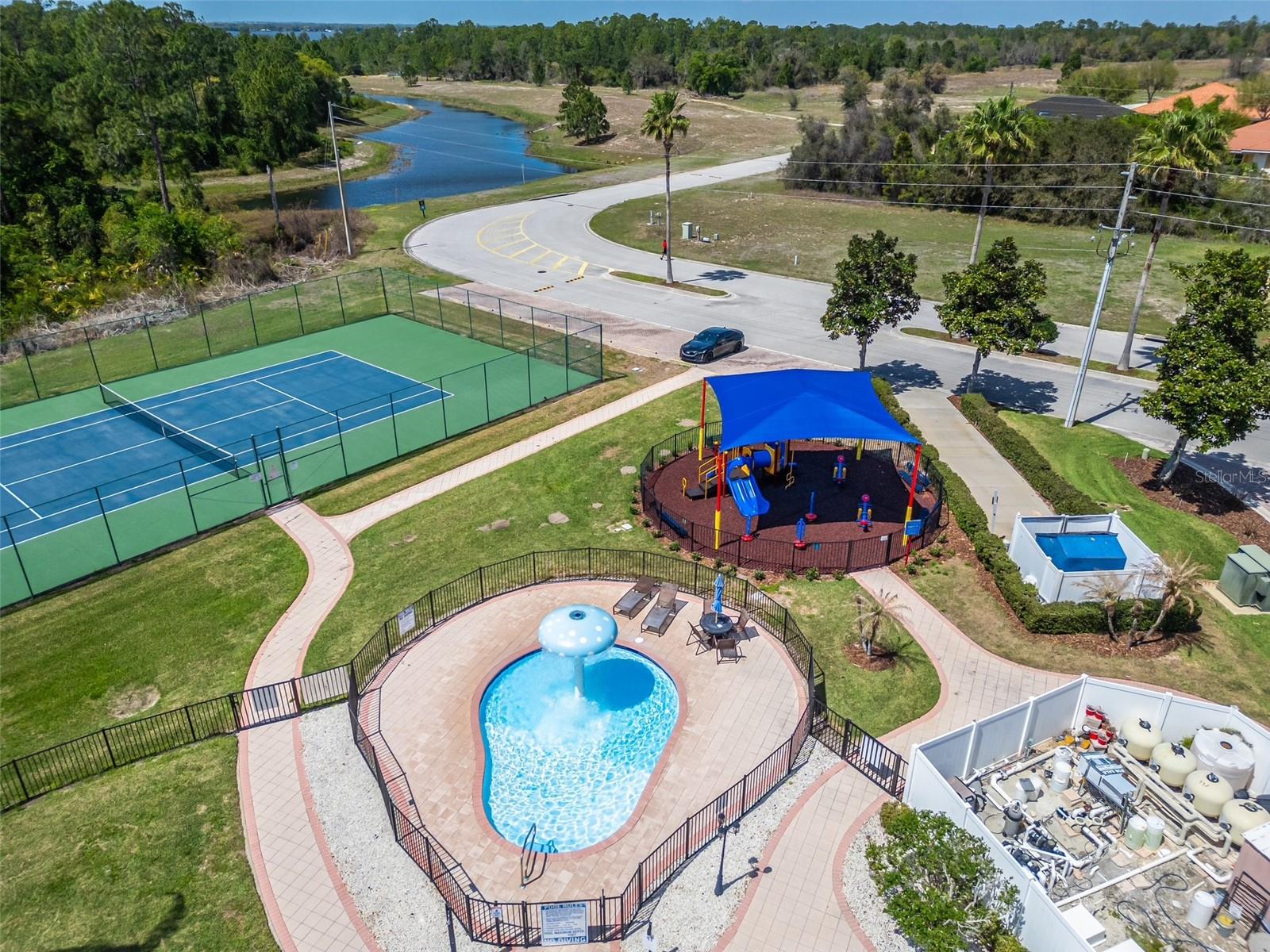 Image 59 of 63 For 1426 Pacific Road