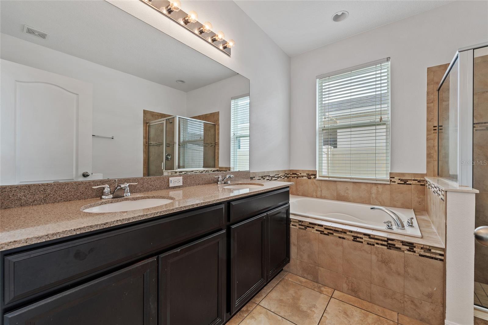 Image 19 of 38 For 12315 Sawgrass Prairie Loop