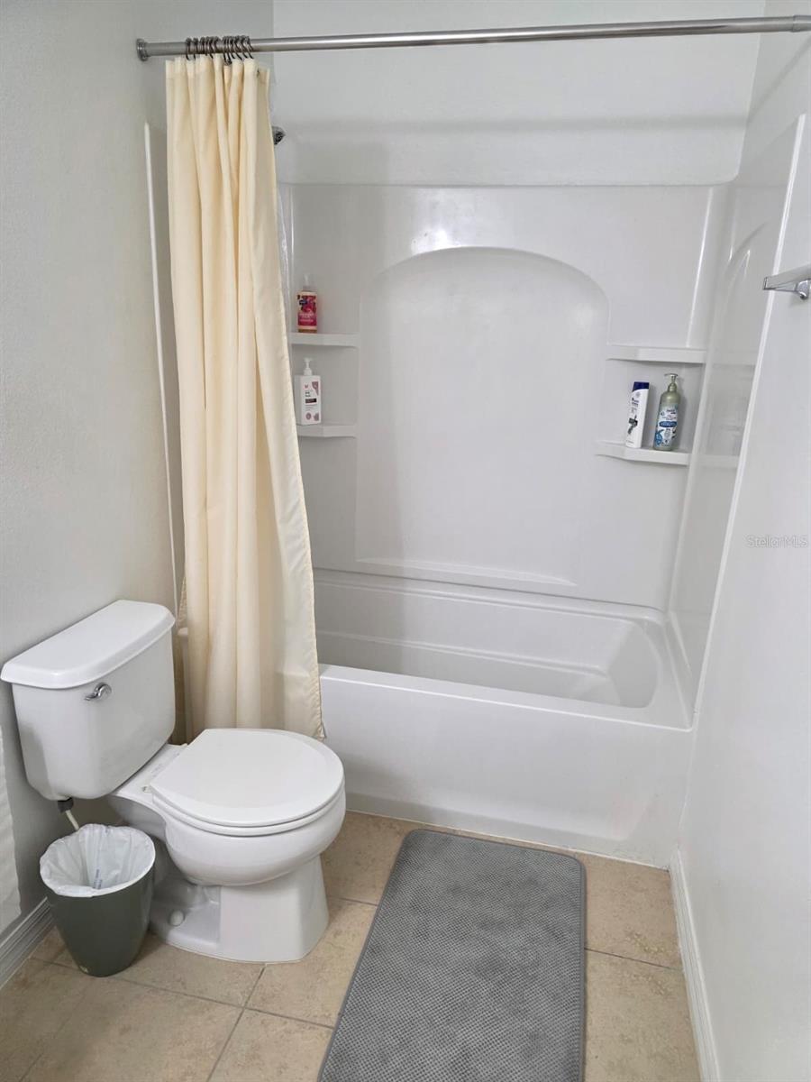 Image 18 of 38 For 5160 Ambergris Loop