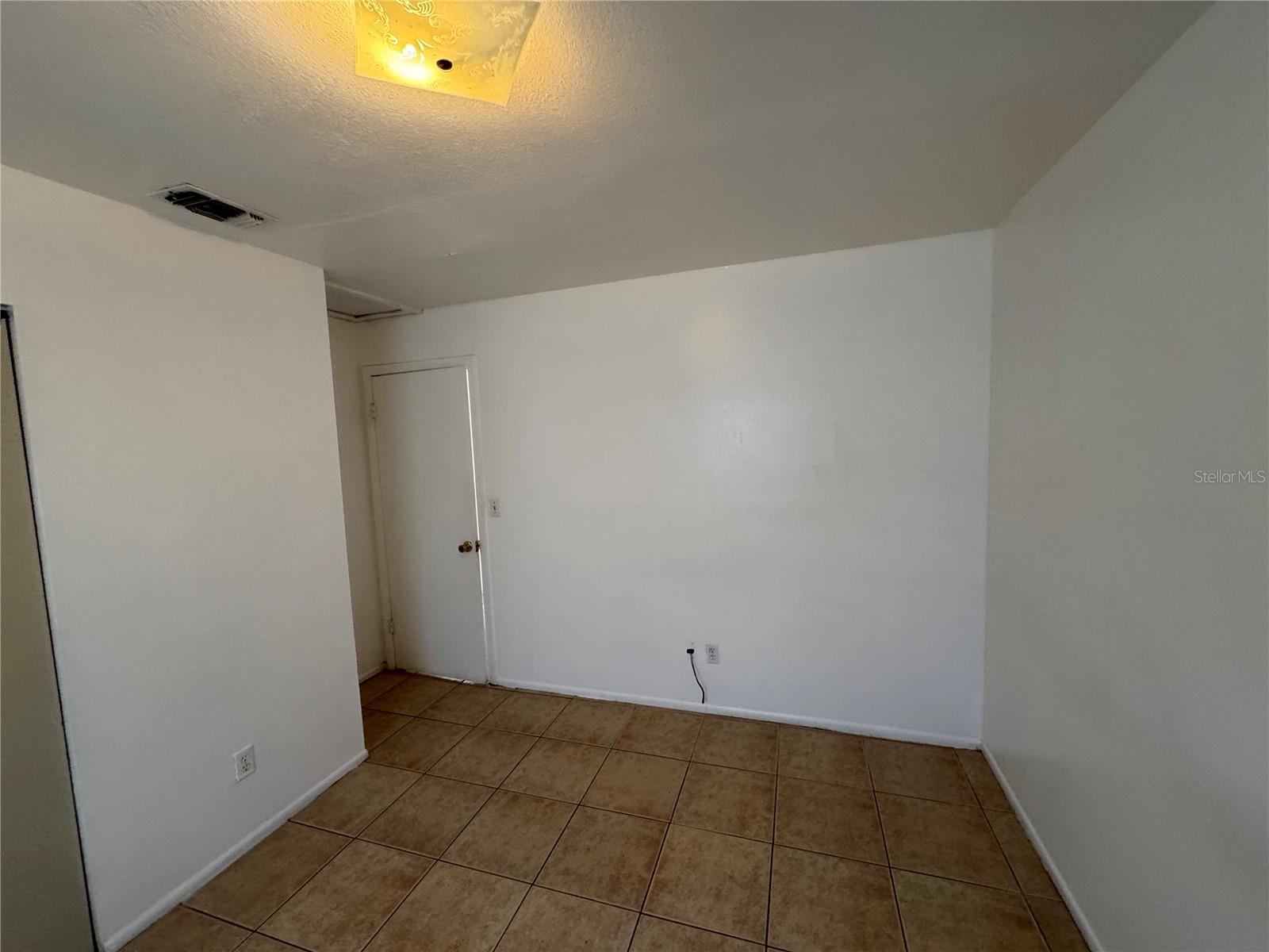 Image 12 of 14 For 190 Nekoma Avenue 1