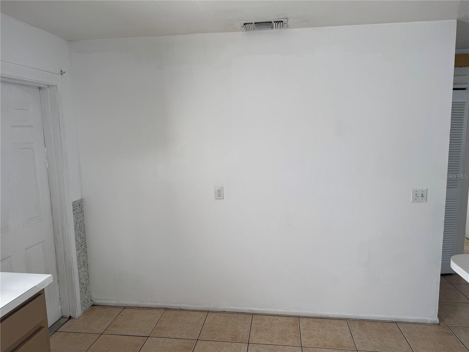 Image 13 of 14 For 190 Nekoma Avenue 1