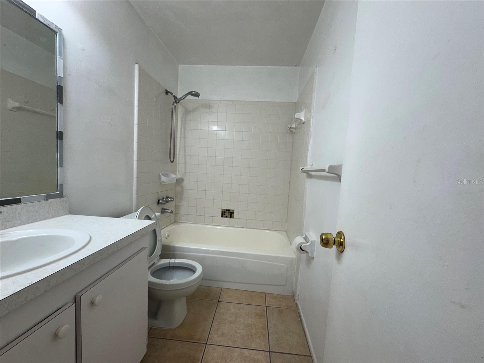 Image 14 of 14 For 190 Nekoma Avenue 1