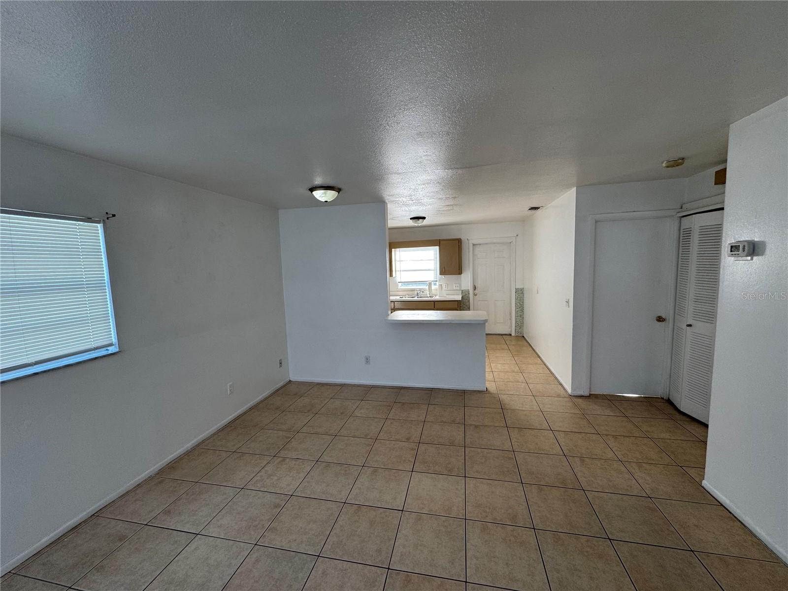 Image 7 of 14 For 190 Nekoma Avenue 1