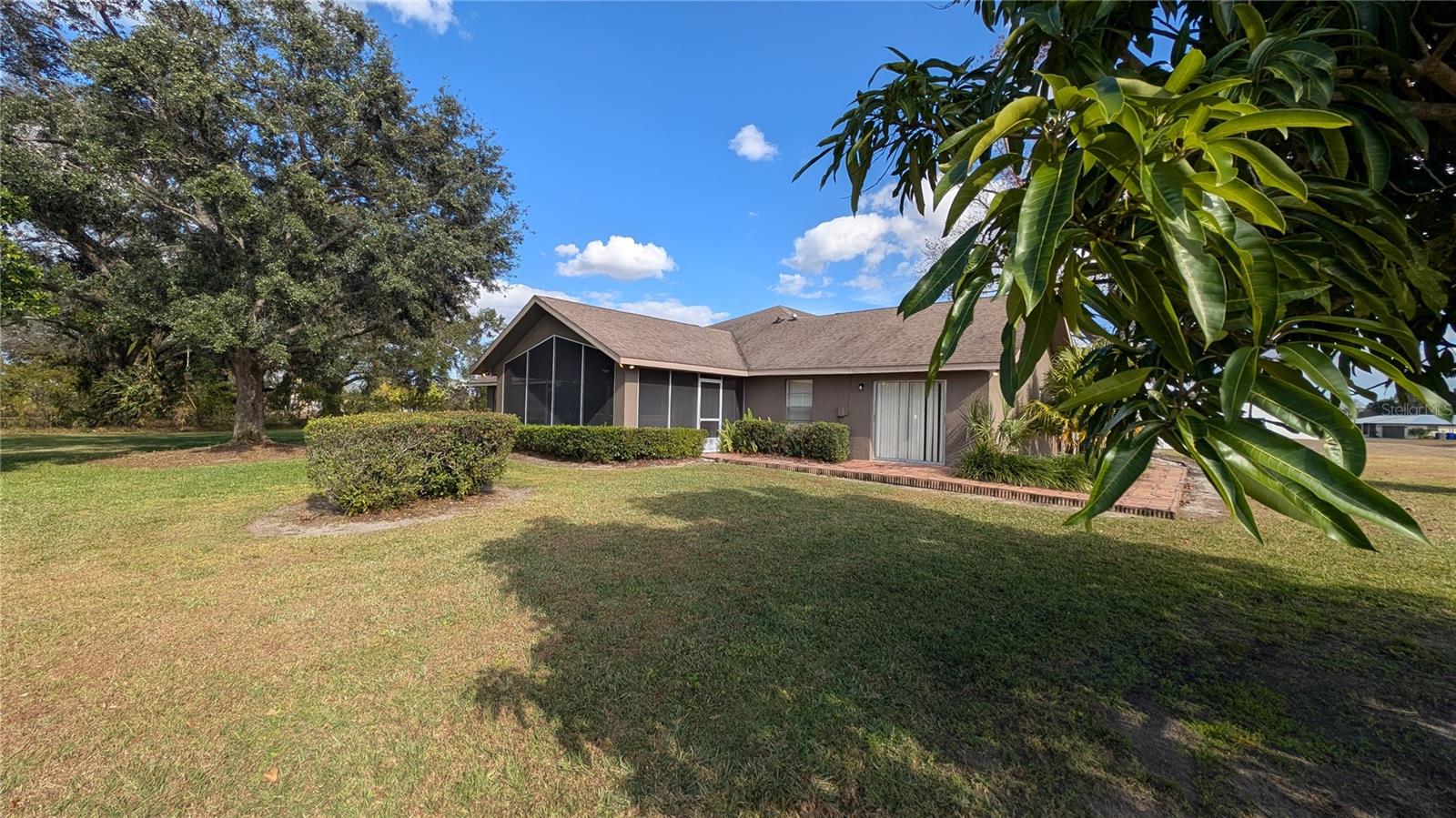 Image 3 of 19 For 408 Lexington Drive