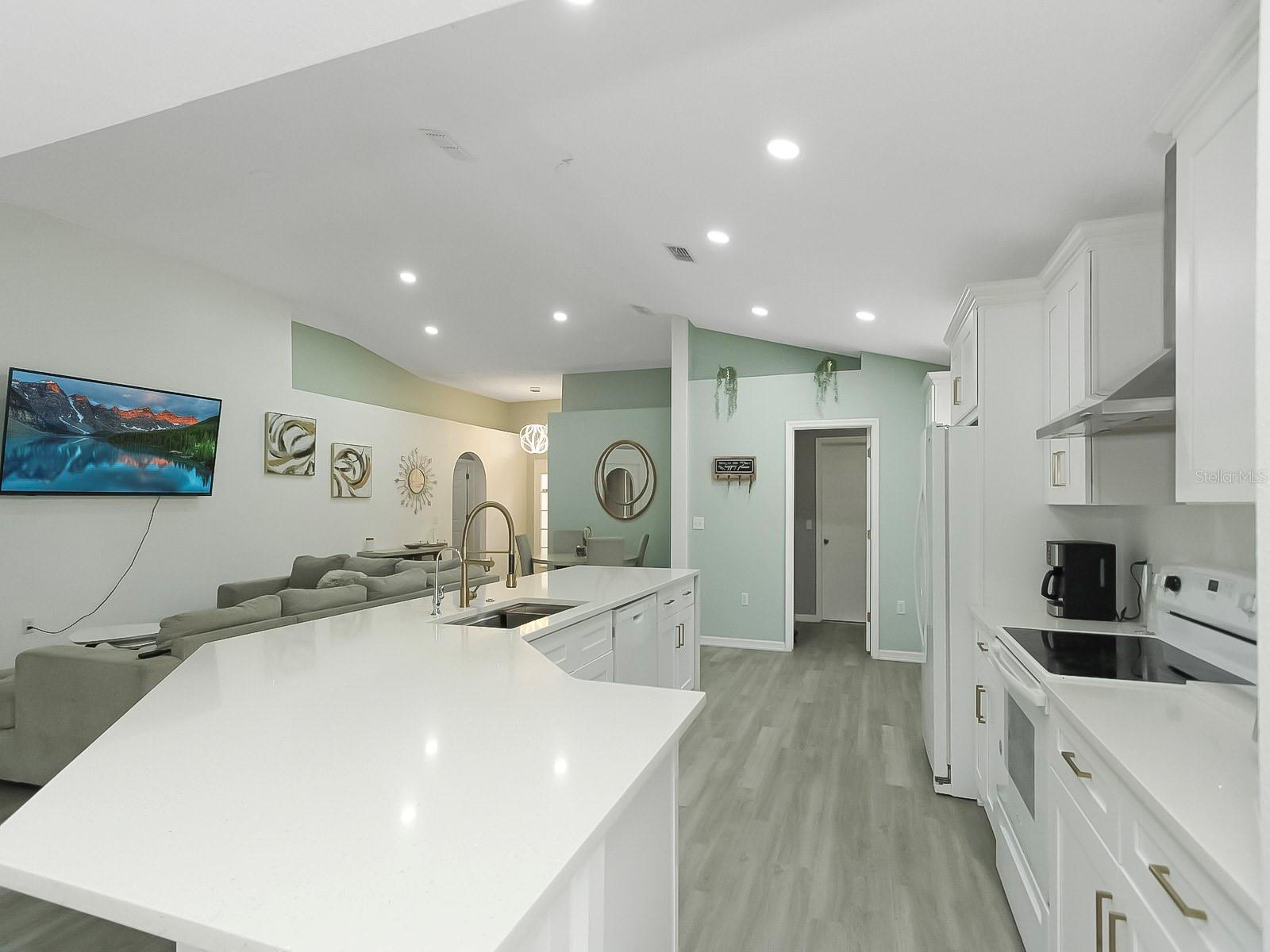 Image 7 of 26 For 2927 Elbib Drive