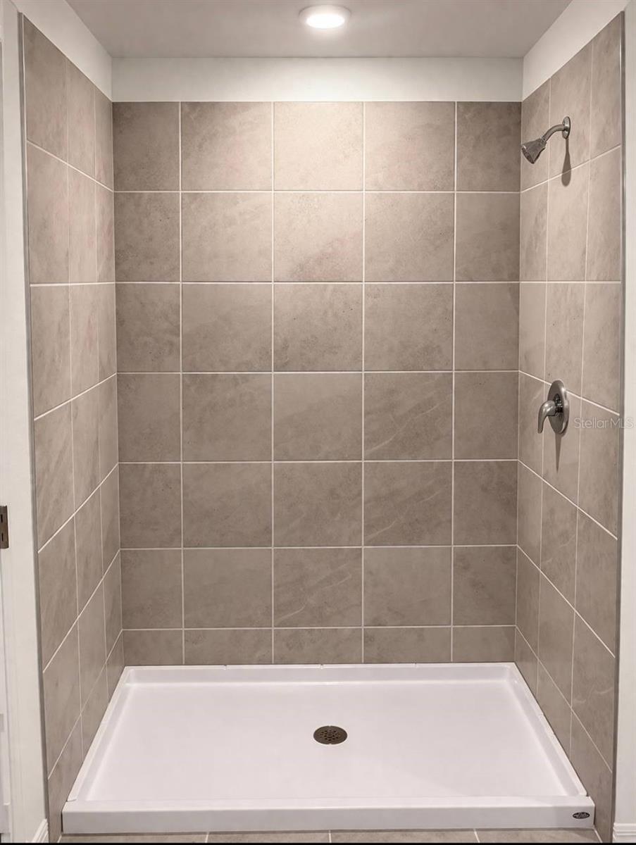 Image 11 of 22 For 11815 Cloverly Lane