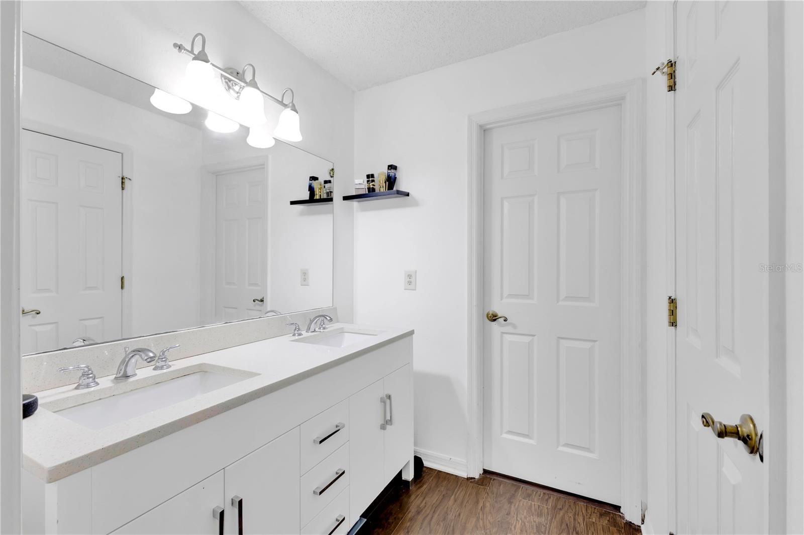 Image 12 of 24 For 5054 Arrapahoe Street