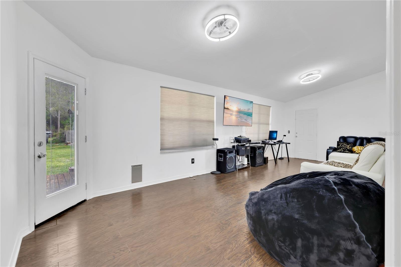 Image 6 of 24 For 5054 Arrapahoe Street