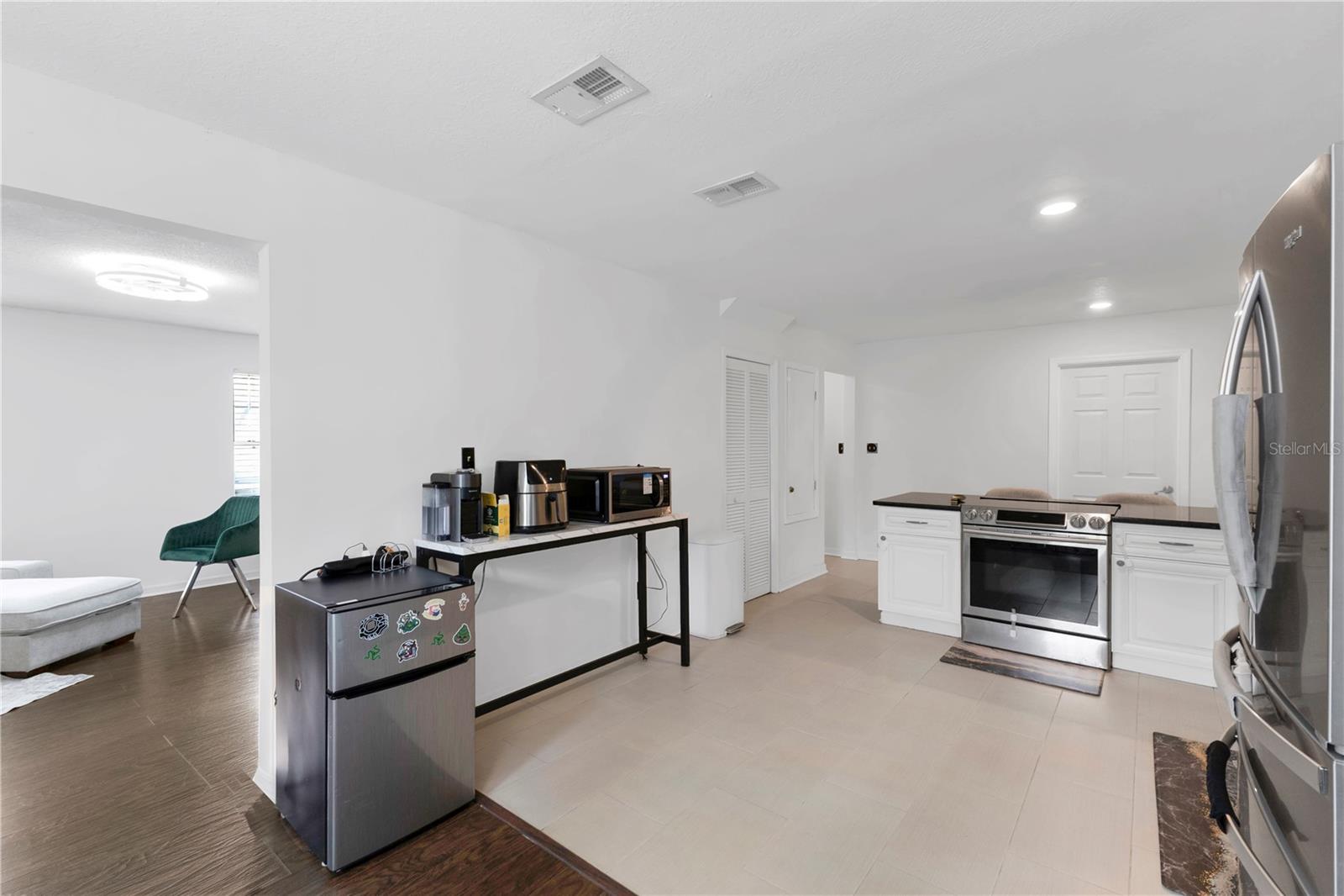 Image 9 of 24 For 5054 Arrapahoe Street