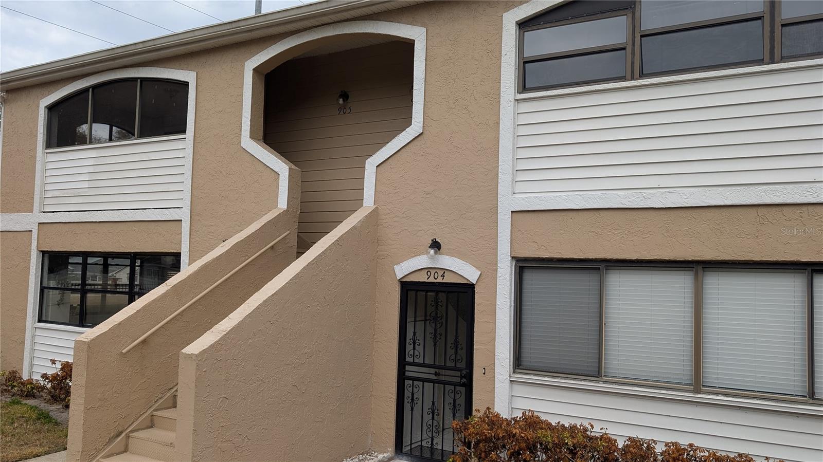 Image 27 of 39 For 3160 Semoran Boulevard 905