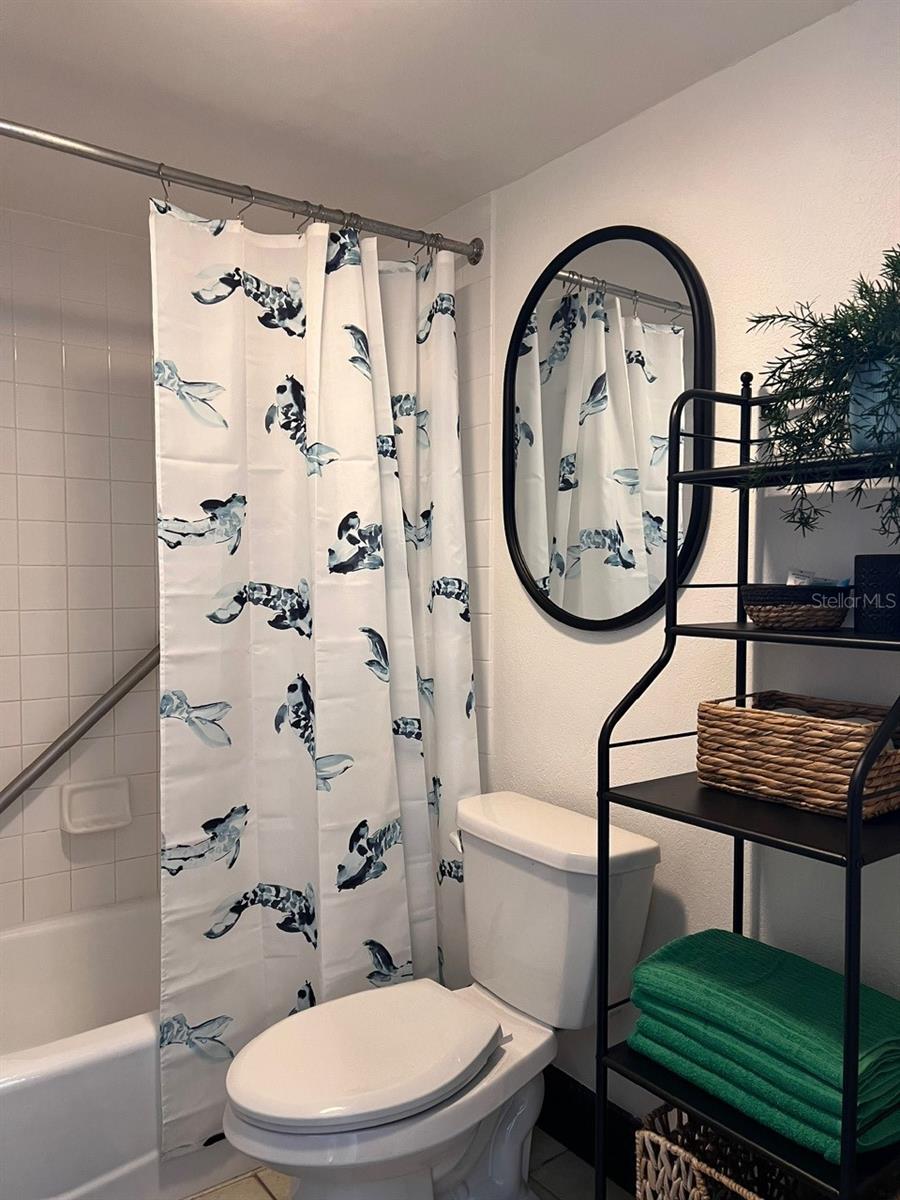 Image 12 of 28 For 611 Destiny Drive 115