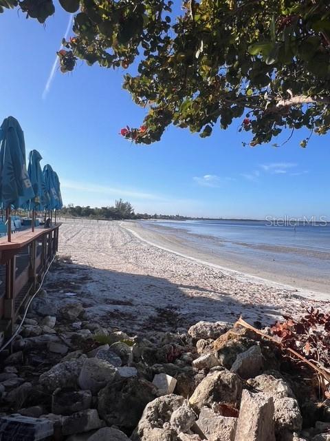 Image 19 of 28 For 611 Destiny Drive 115