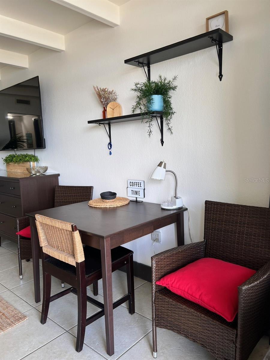 Image 6 of 28 For 611 Destiny Drive 115