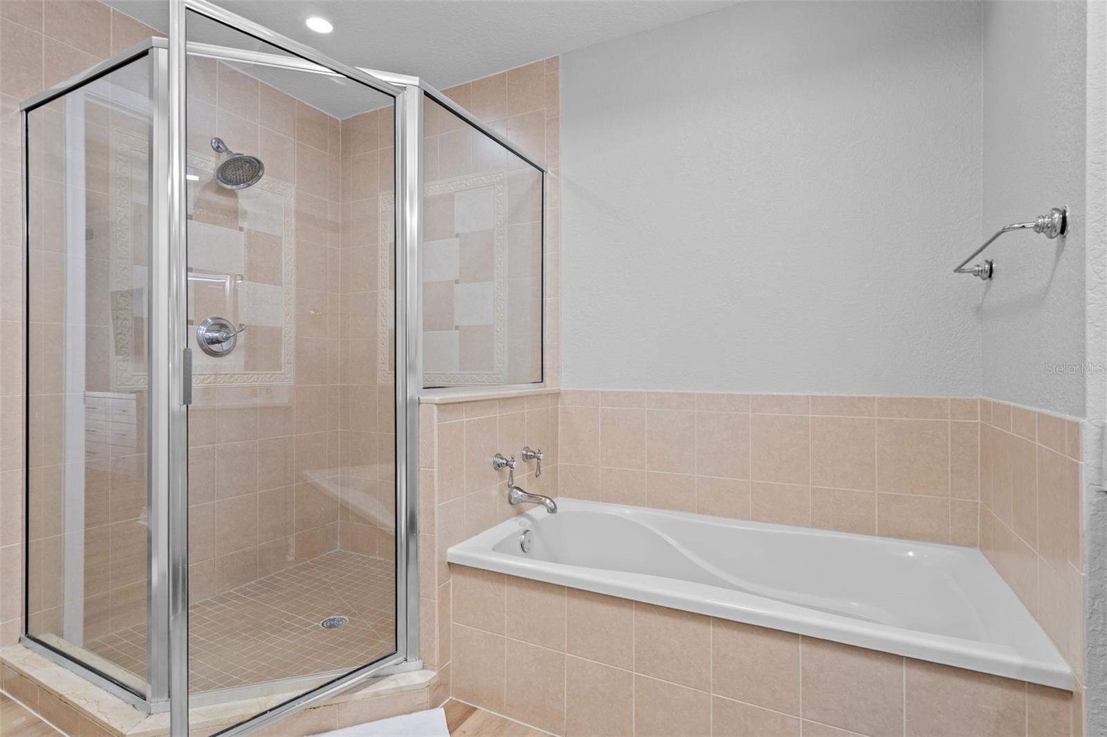 Image 26 of 38 For 7658 Whisper Way 202