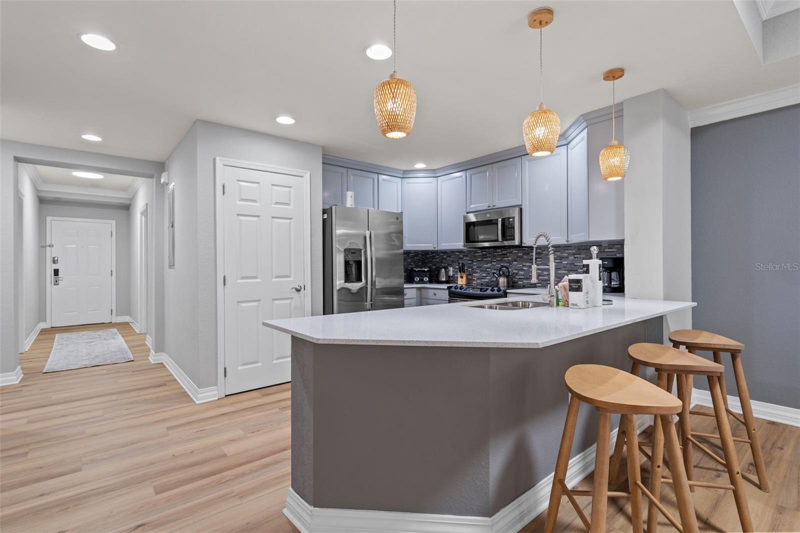Image 5 of 38 For 7658 Whisper Way 202