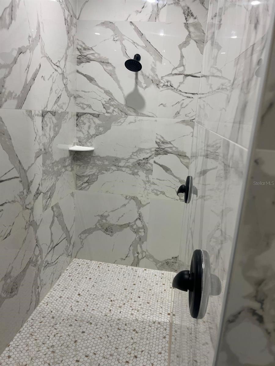 Image 10 of 18 For 1207 Crawford Avenue