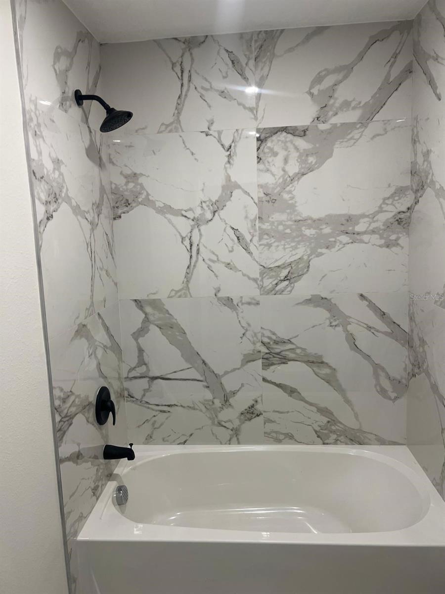 Image 16 of 18 For 1207 Crawford Avenue