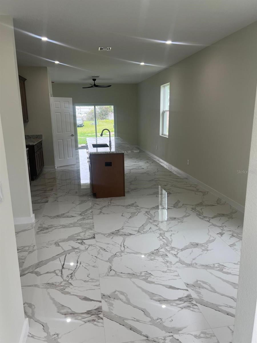 Image 3 of 18 For 1207 Crawford Avenue