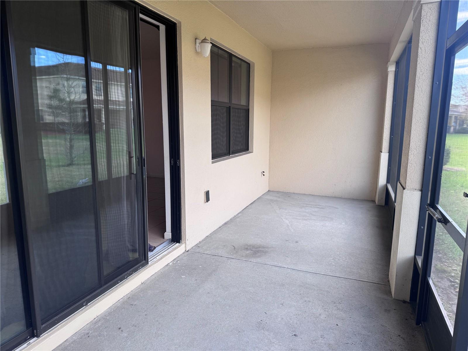 Image 31 of 35 For 1898 Portofino Meadows Boulevard