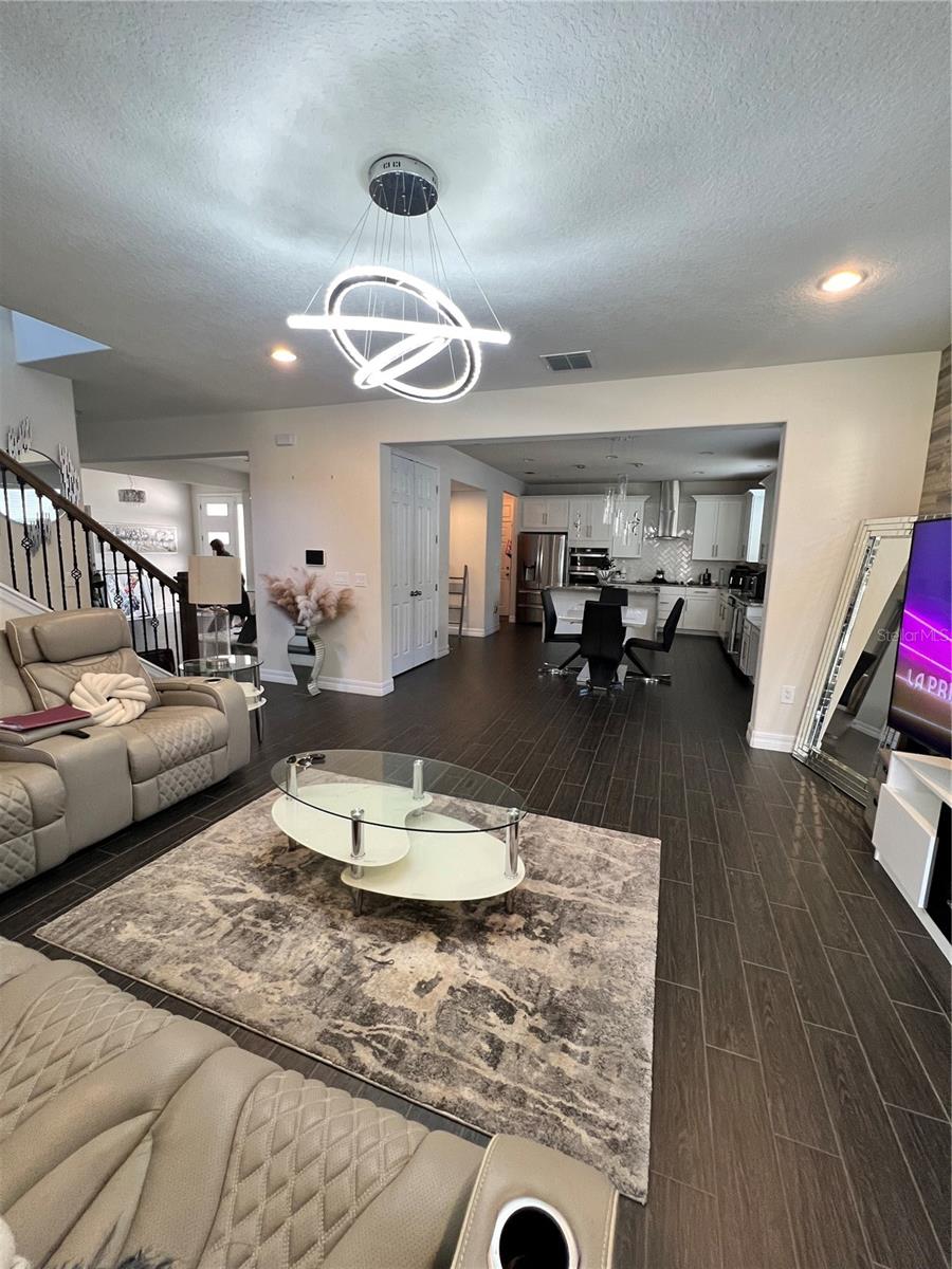 Image 11 of 65 For 2820 Chantilly Avenue