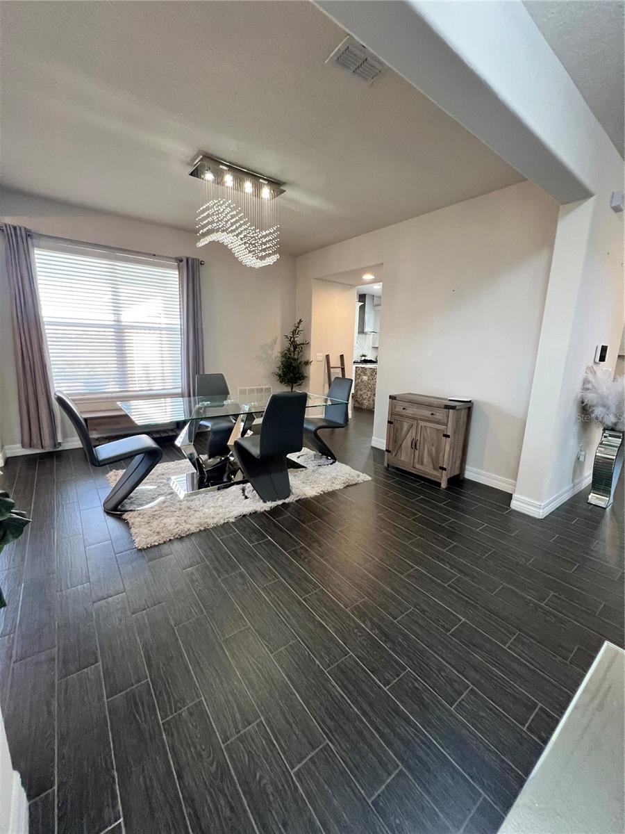 Image 15 of 65 For 2820 Chantilly Avenue