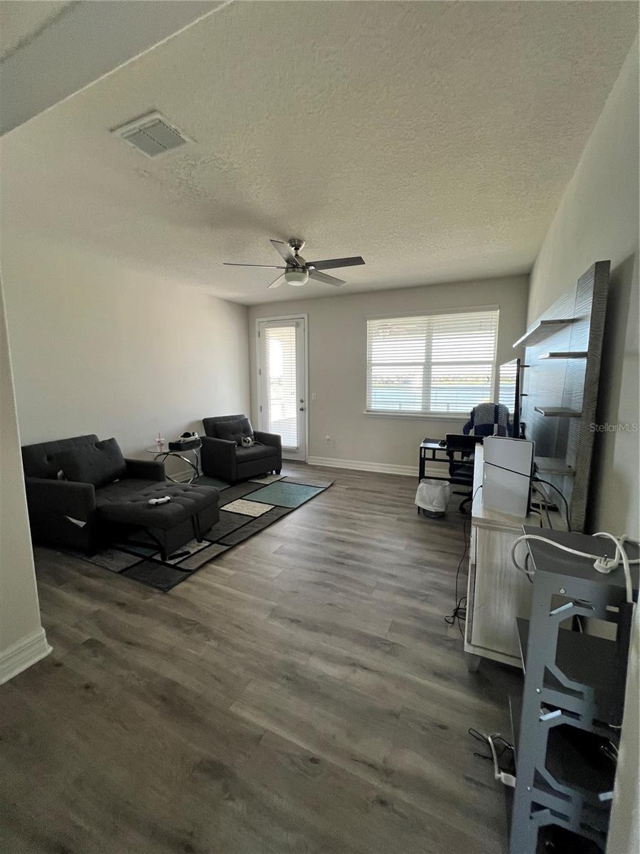 Image 25 of 65 For 2820 Chantilly Avenue