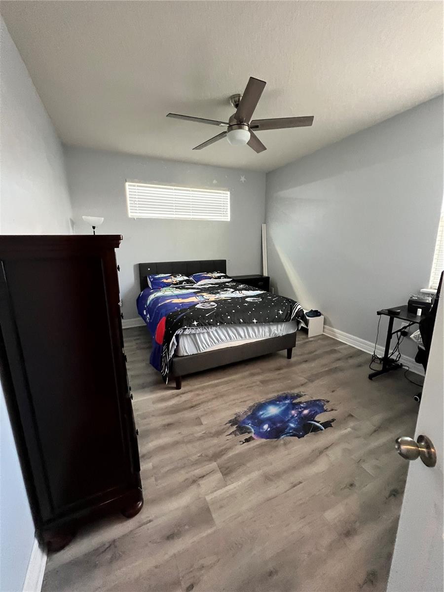 Image 43 of 65 For 2820 Chantilly Avenue