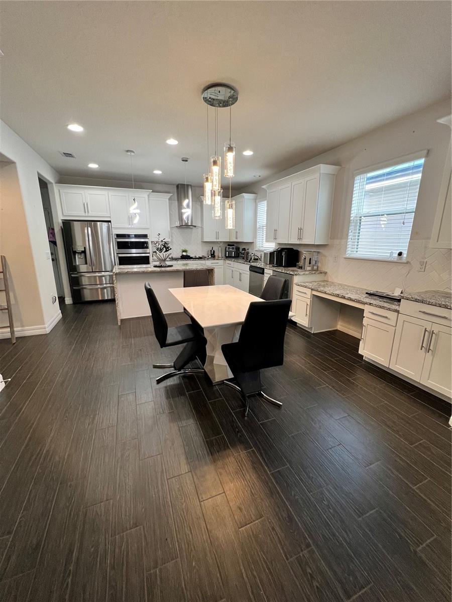 Image 5 of 65 For 2820 Chantilly Avenue