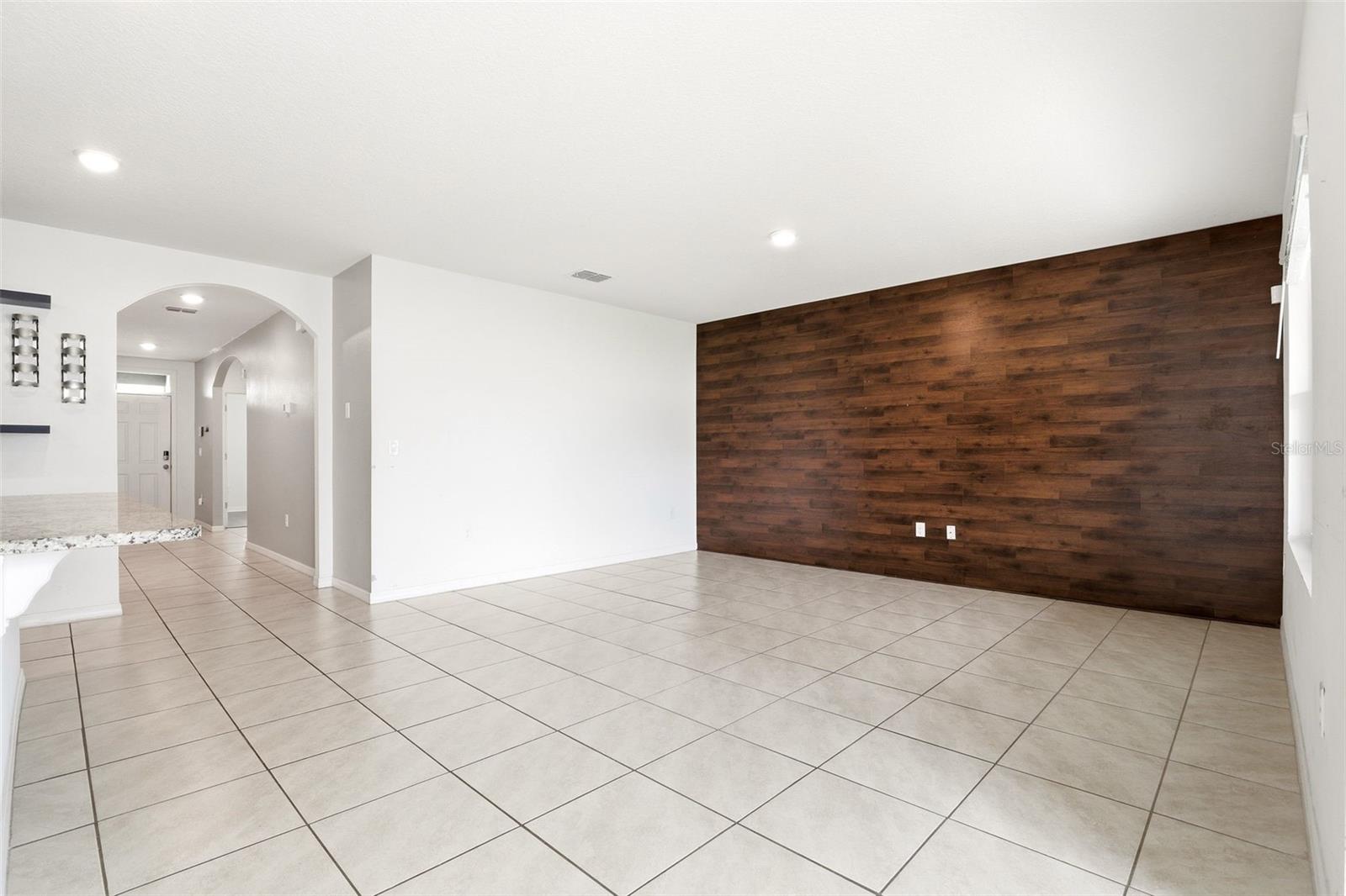 Image 7 of 28 For 5636 Westerly Breeze Place