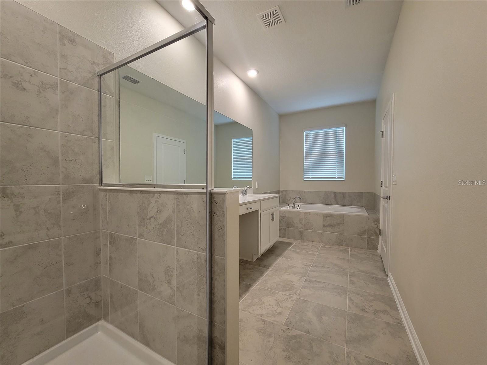 Image 16 of 28 For 5579 Bakewell Place