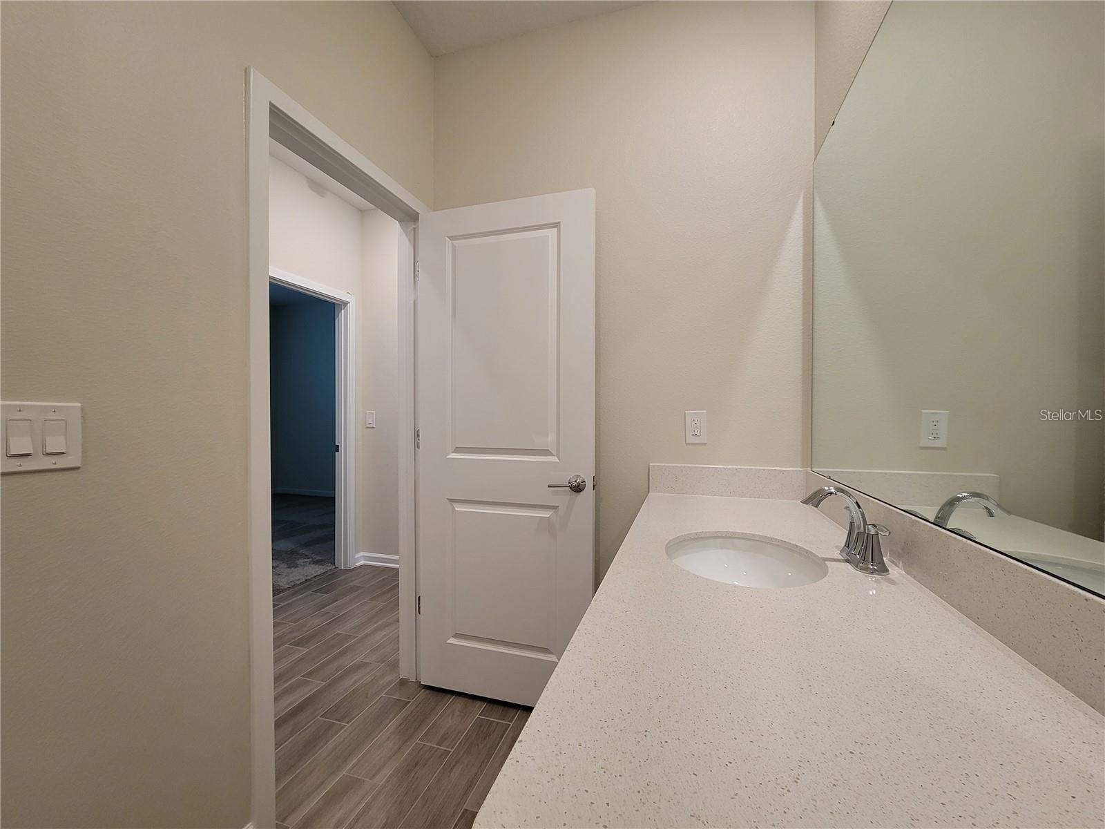 Image 20 of 28 For 5579 Bakewell Place