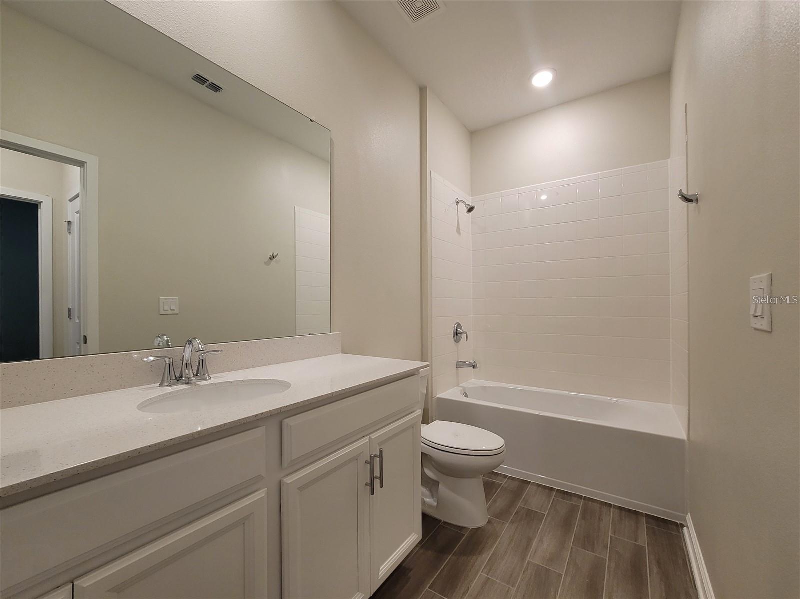 Image 21 of 28 For 5579 Bakewell Place