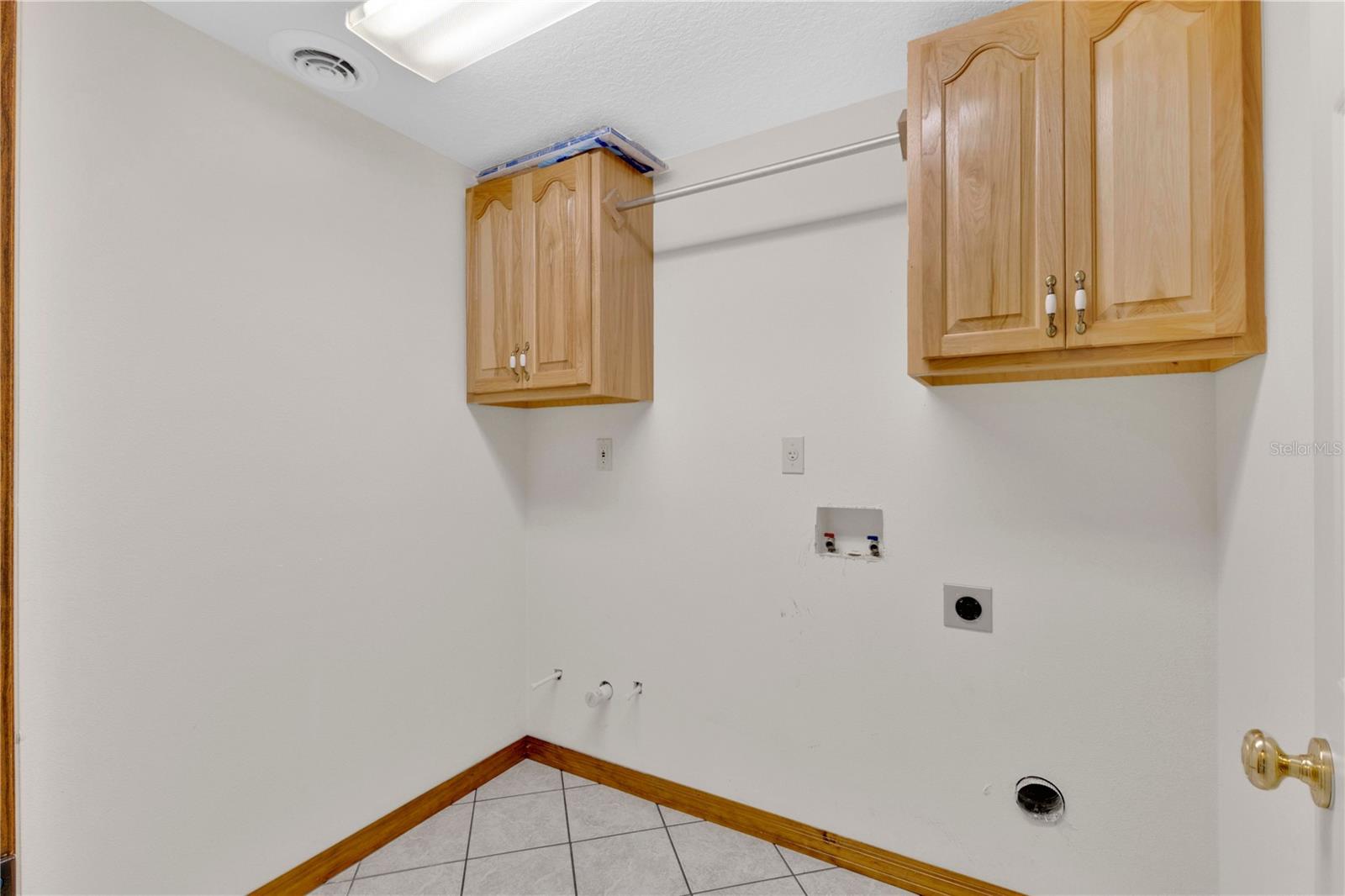 Image 14 of 28 For 6210 Bass Highway