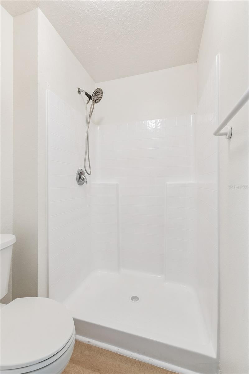 Image 13 of 38 For 16921 Corner Bay Court